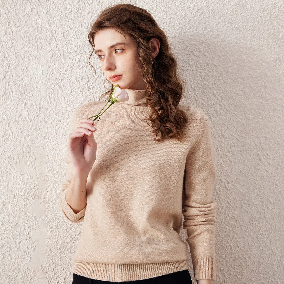 100% Wool Ribbed Design Turtleneck Sweater