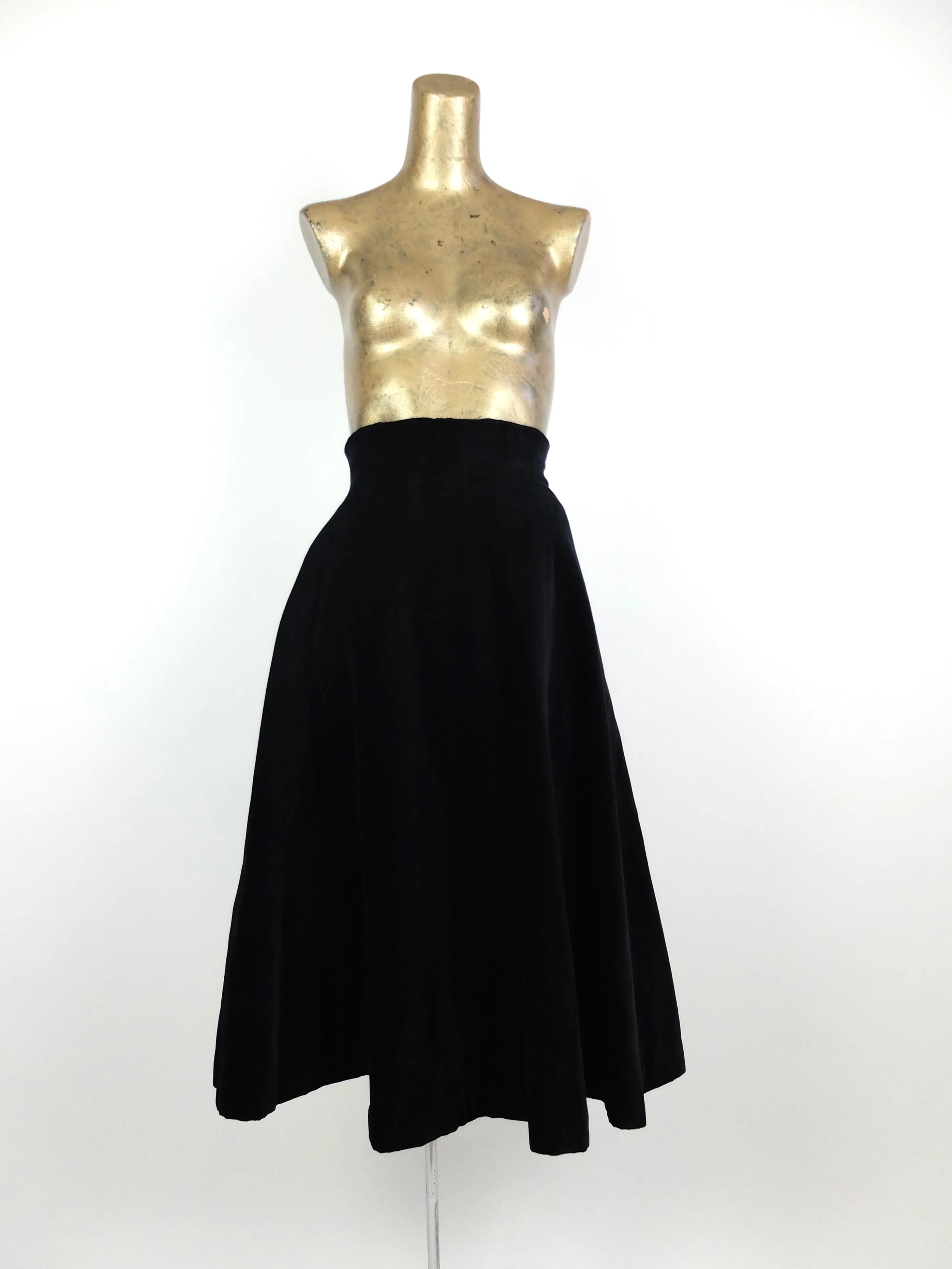 60s Mod Gunne Sax Style Black Velvet High Waisted A-Line Circle Midi Skirt