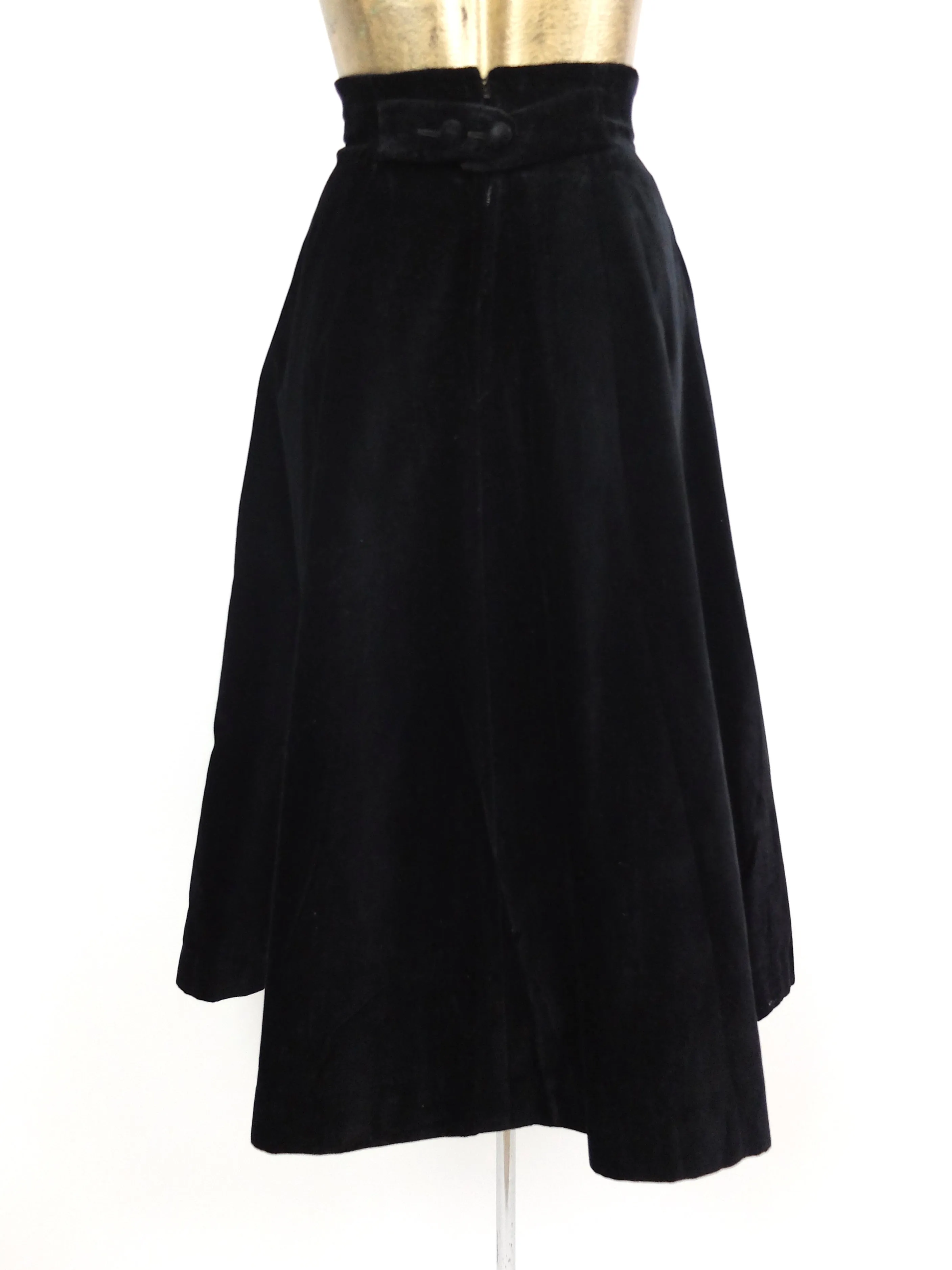 60s Mod Gunne Sax Style Black Velvet High Waisted A-Line Circle Midi Skirt