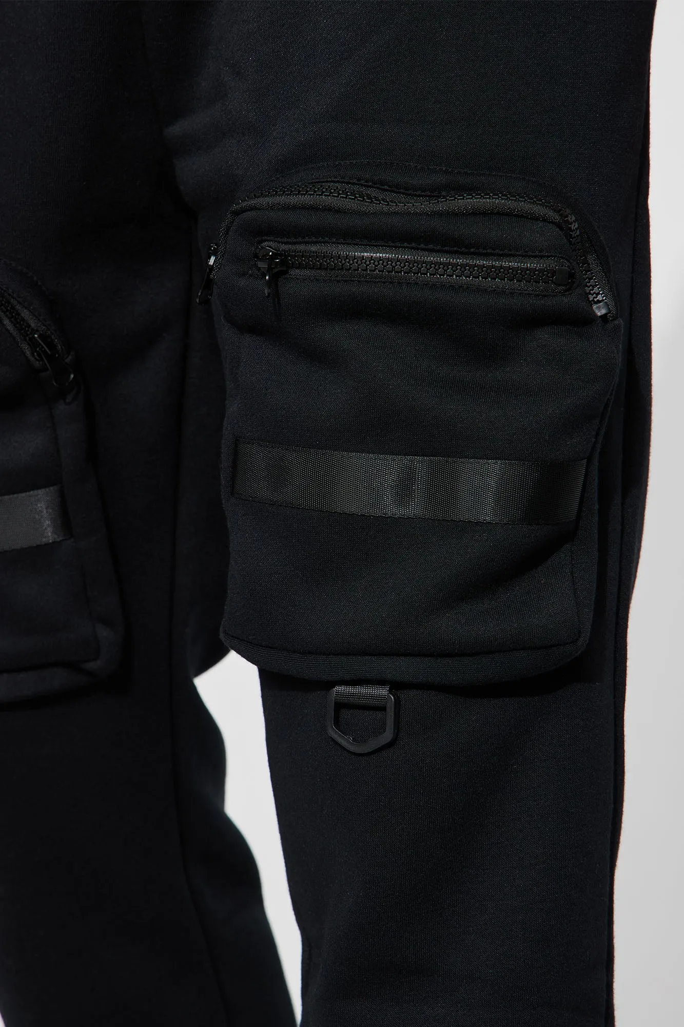 Another Day Cargo Sweatpants - Black