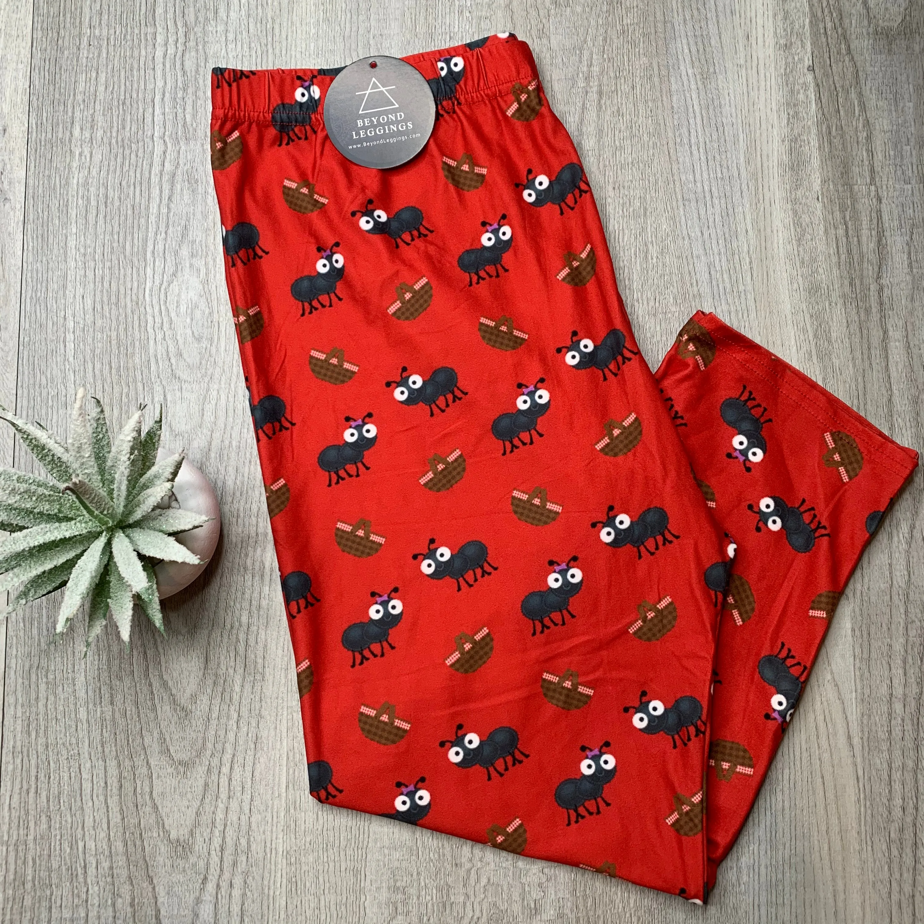 Ants On Pants Print Red Capri Leggings