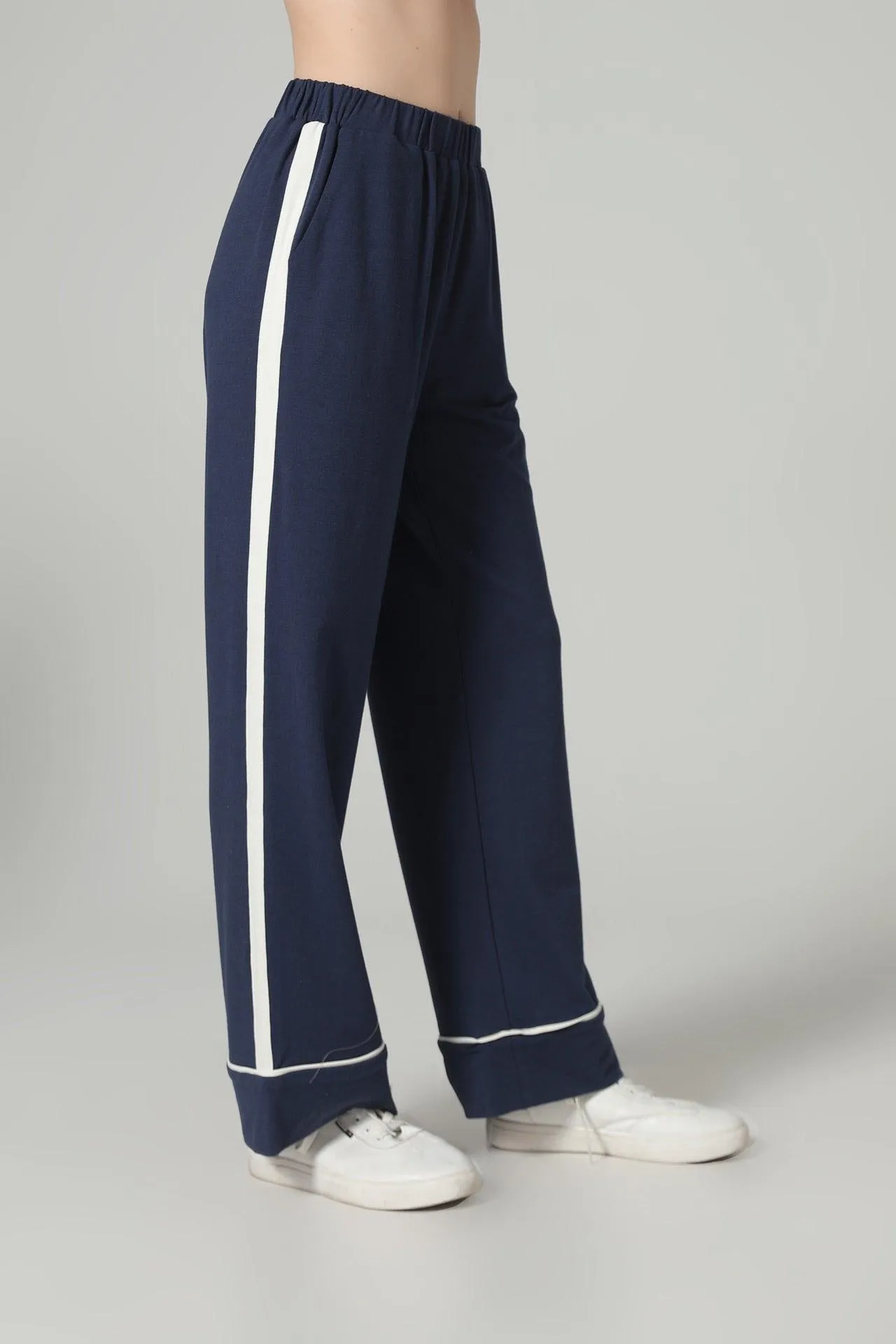 Bamboo Contrast Stripe Wide Leg Sweatpant