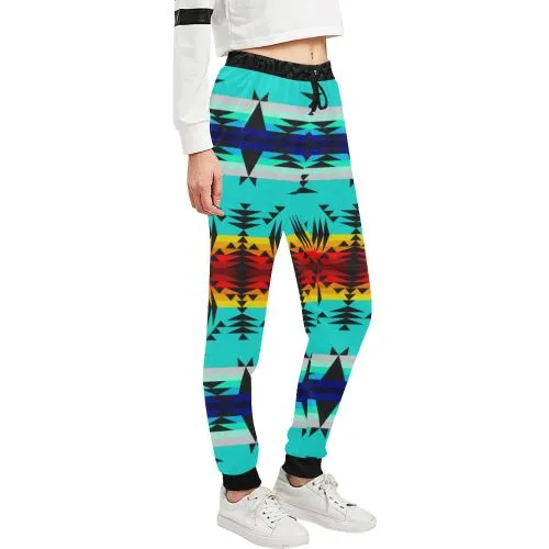 Between the Mountains Women's Sweatpants