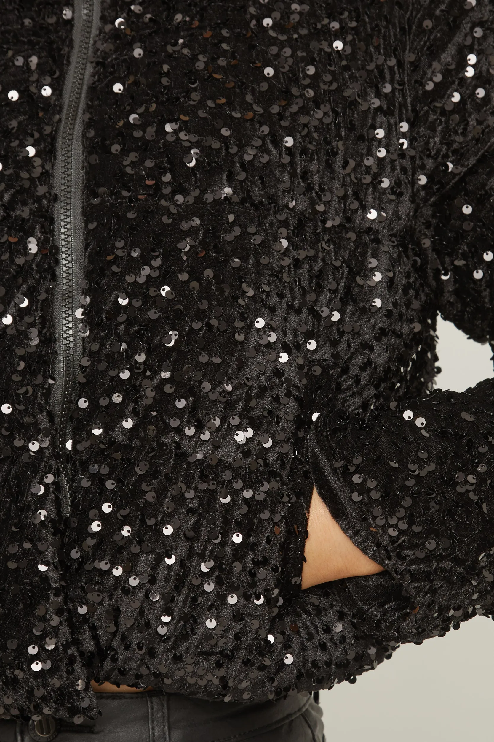 Black Sequin Cropped Puffer Jacket - Jady