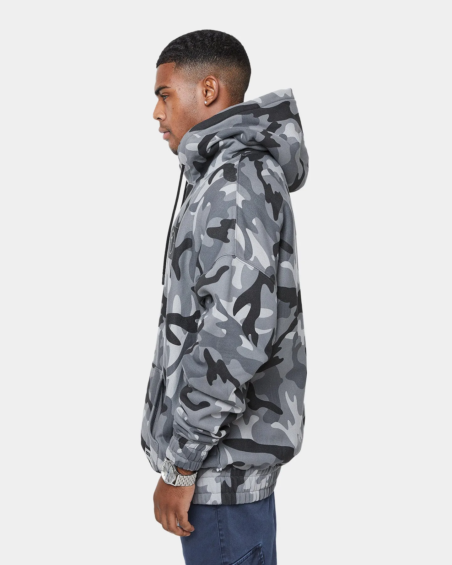 Carré Utilitaire Camo Hoodie Black Camo