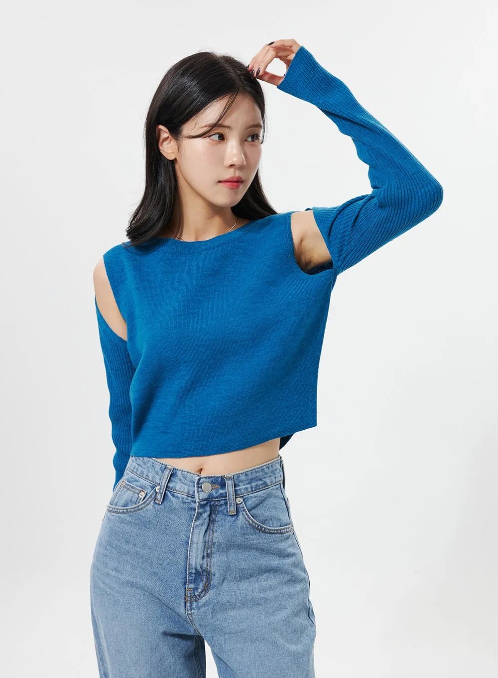 Cut-Out Shoulder Sweater OO312