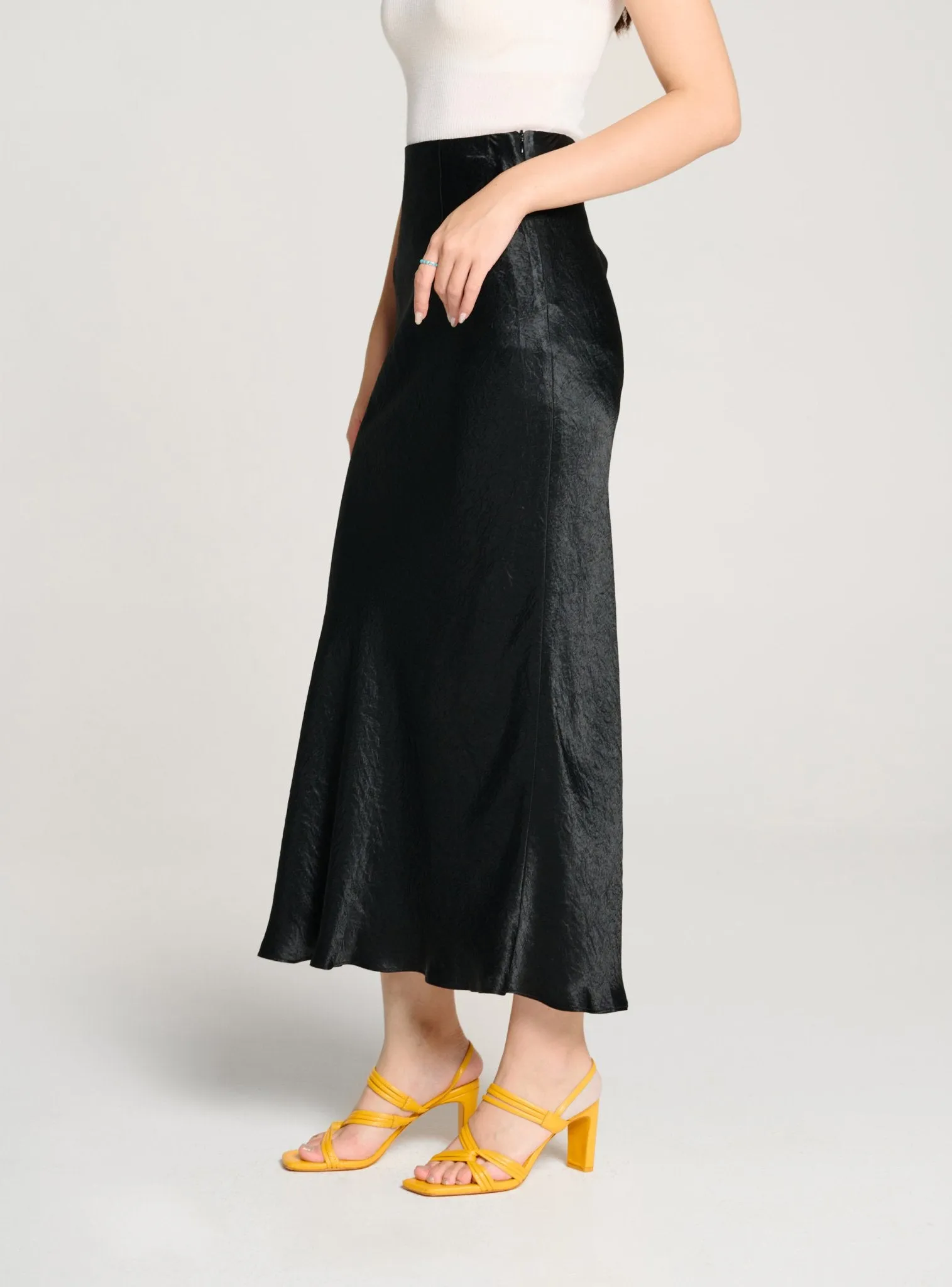 CYNTHIA naia midi skirt (Black)