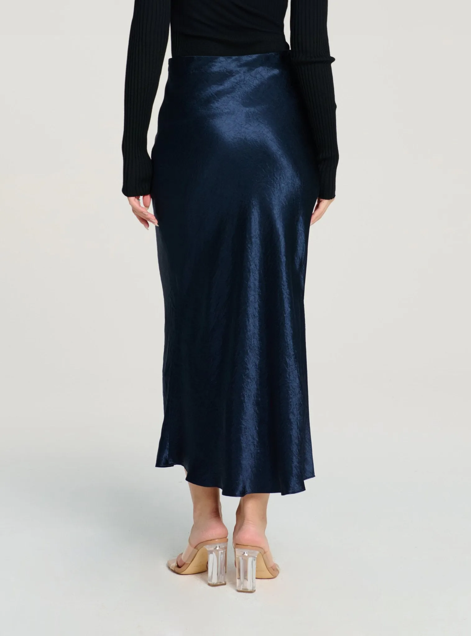 CYNTHIA naia midi skirt (Navy)