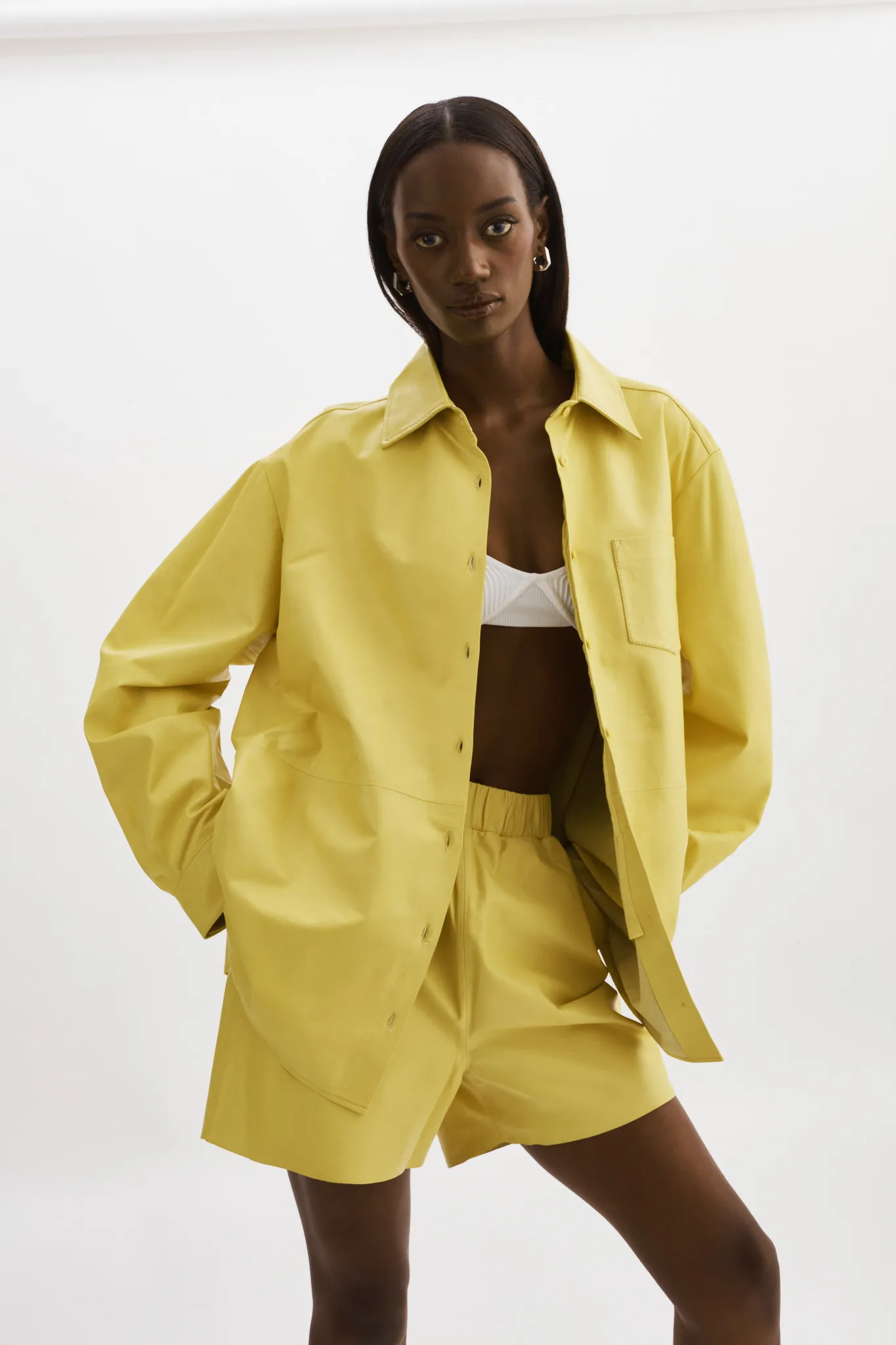 Larmarque - Estelle in Dopamine Yellow