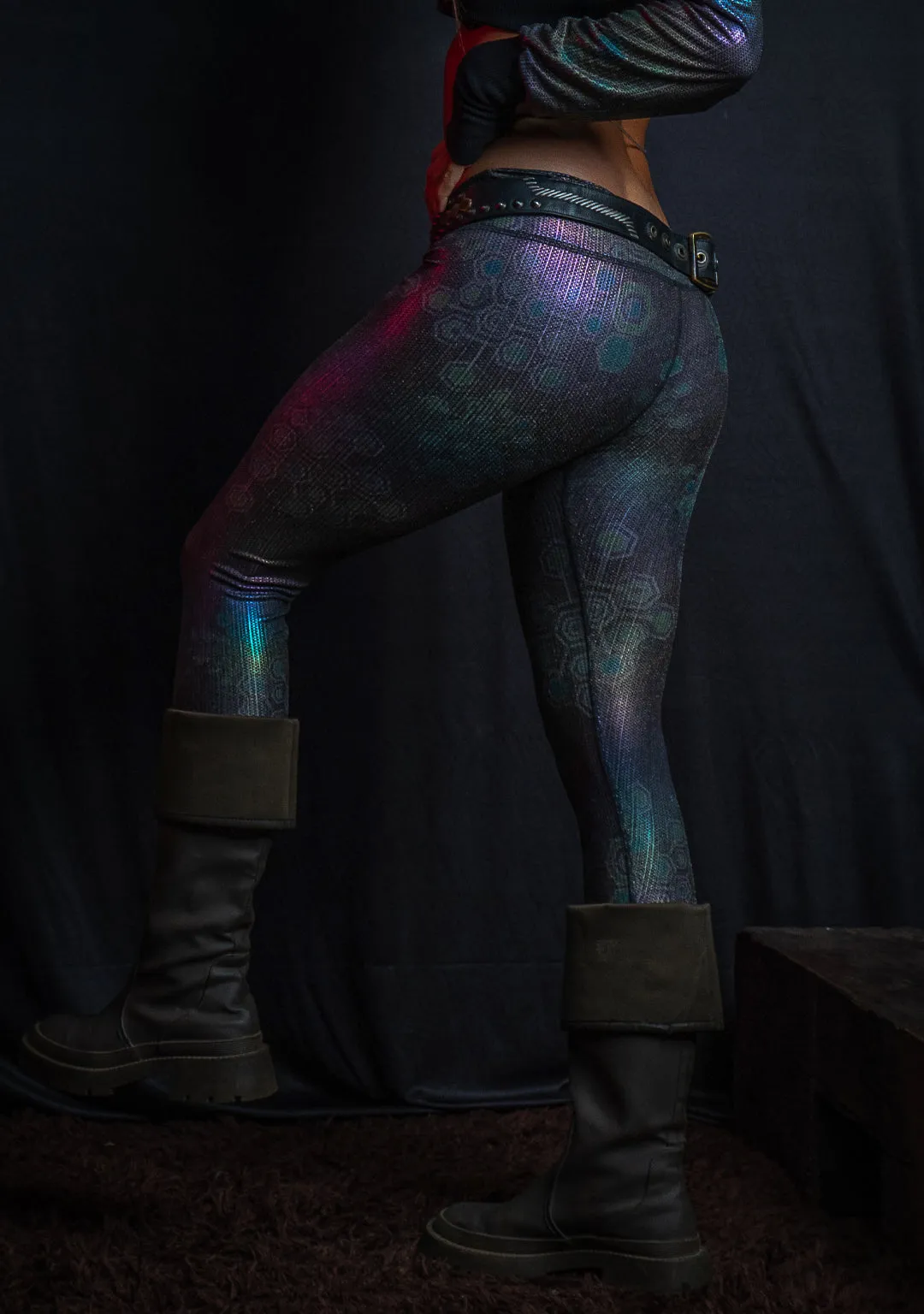 Leggings Woman Capri / Holographic Rainbow Dots Flatrib - MYCELIUM