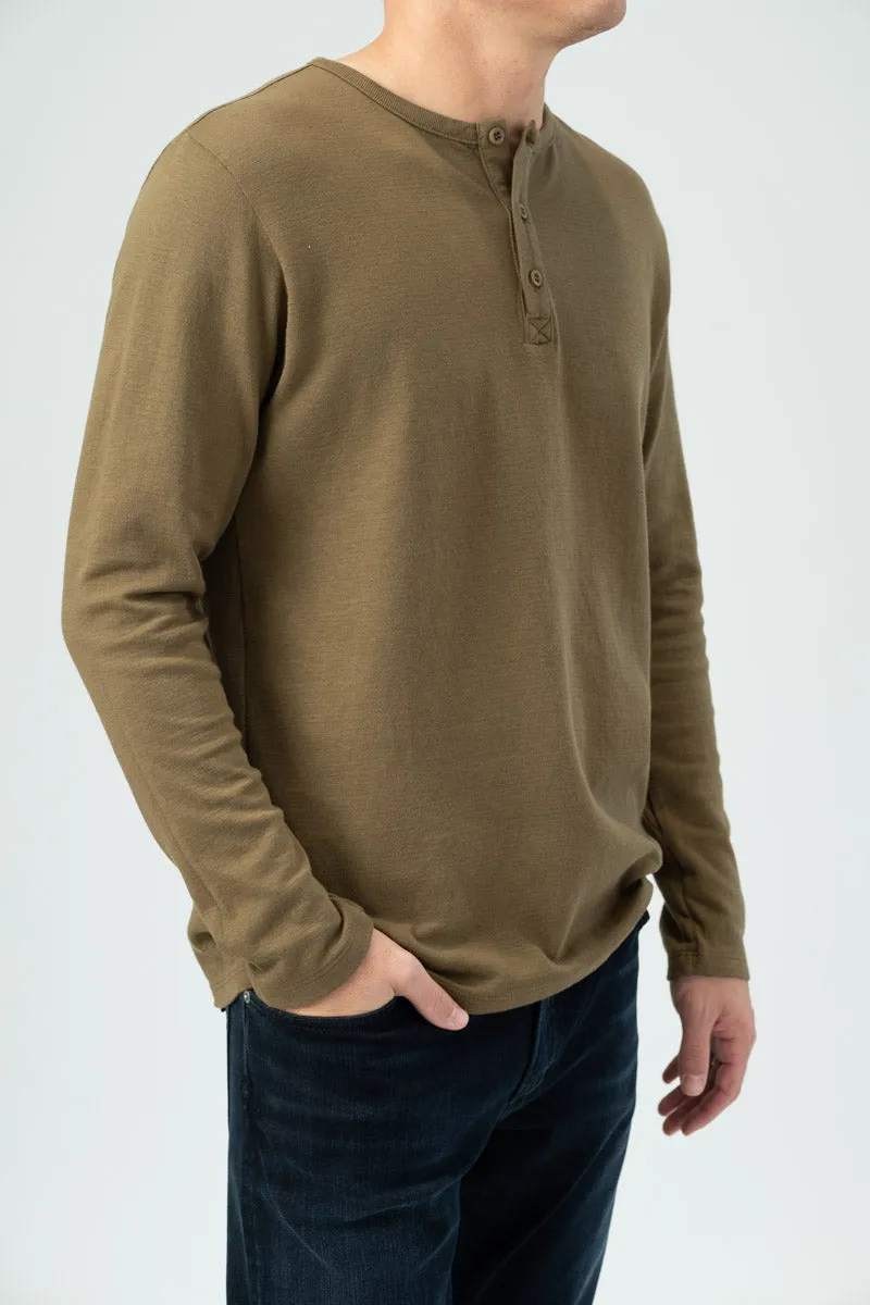 Long Sleeve Henley Shirt in Caper