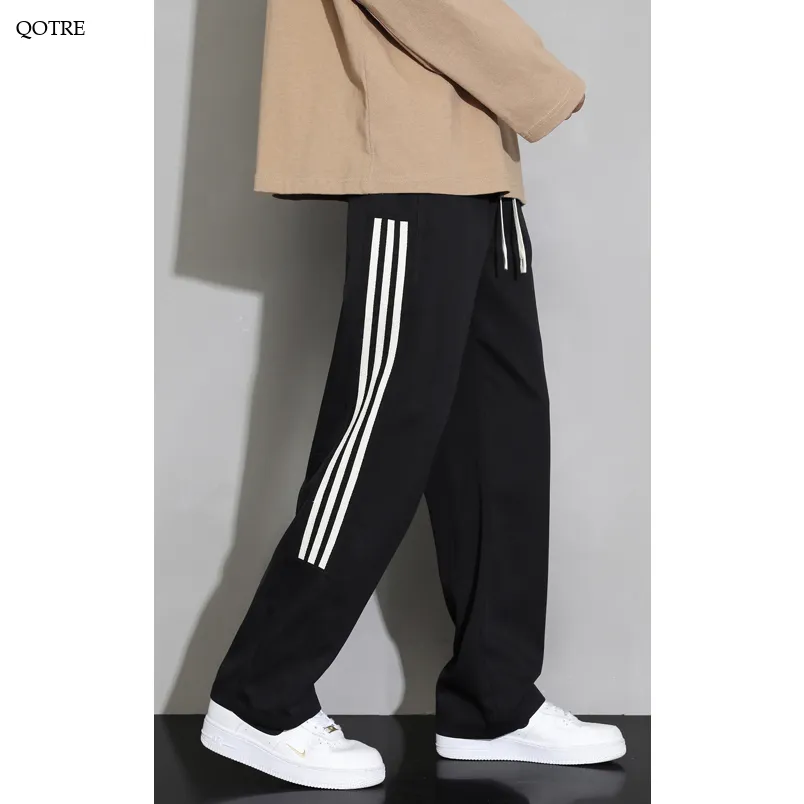 Loose Fit Classic Straight Leg Slimming Sweatpant