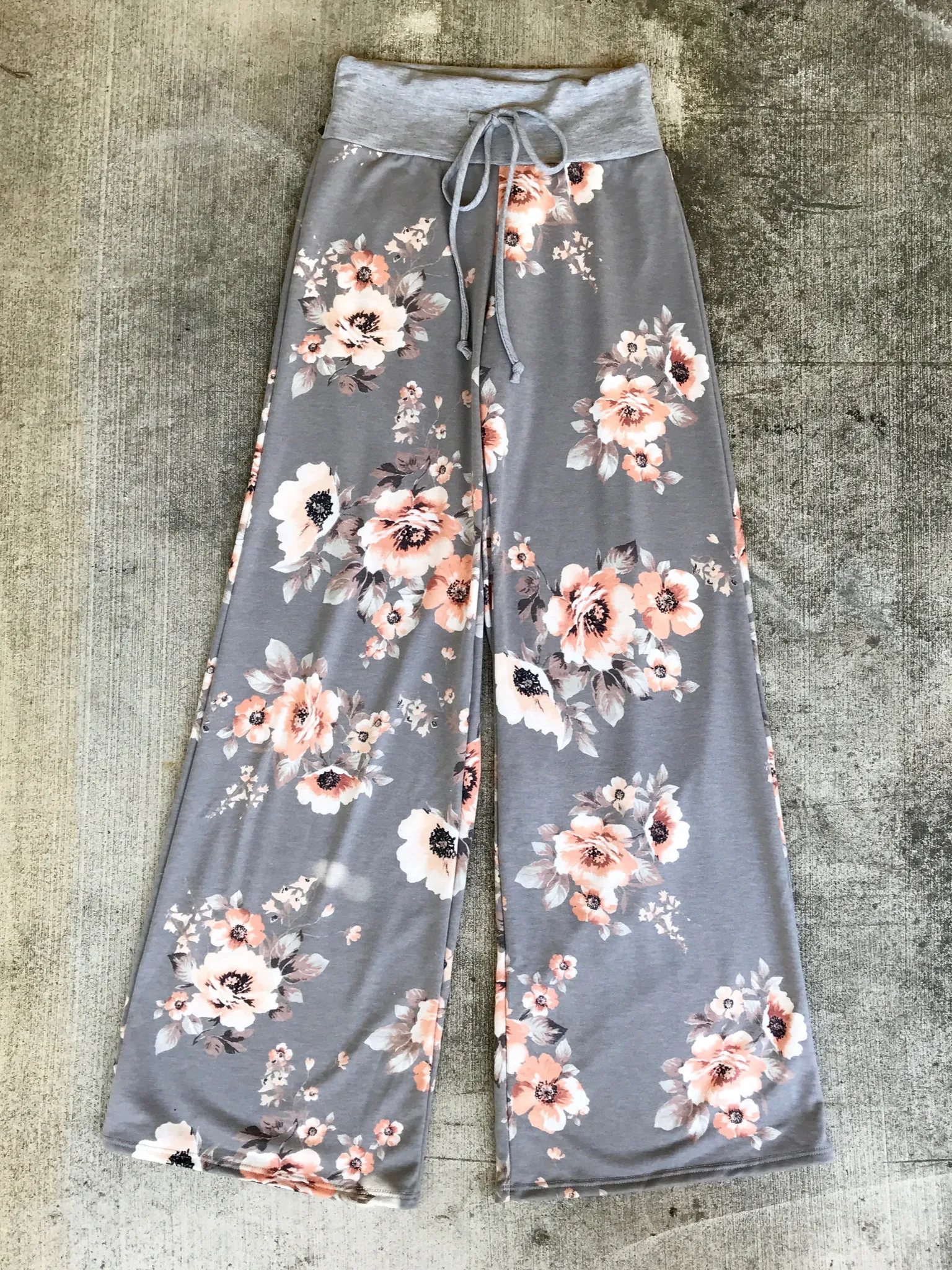 Magnolia Print Lounge Pants