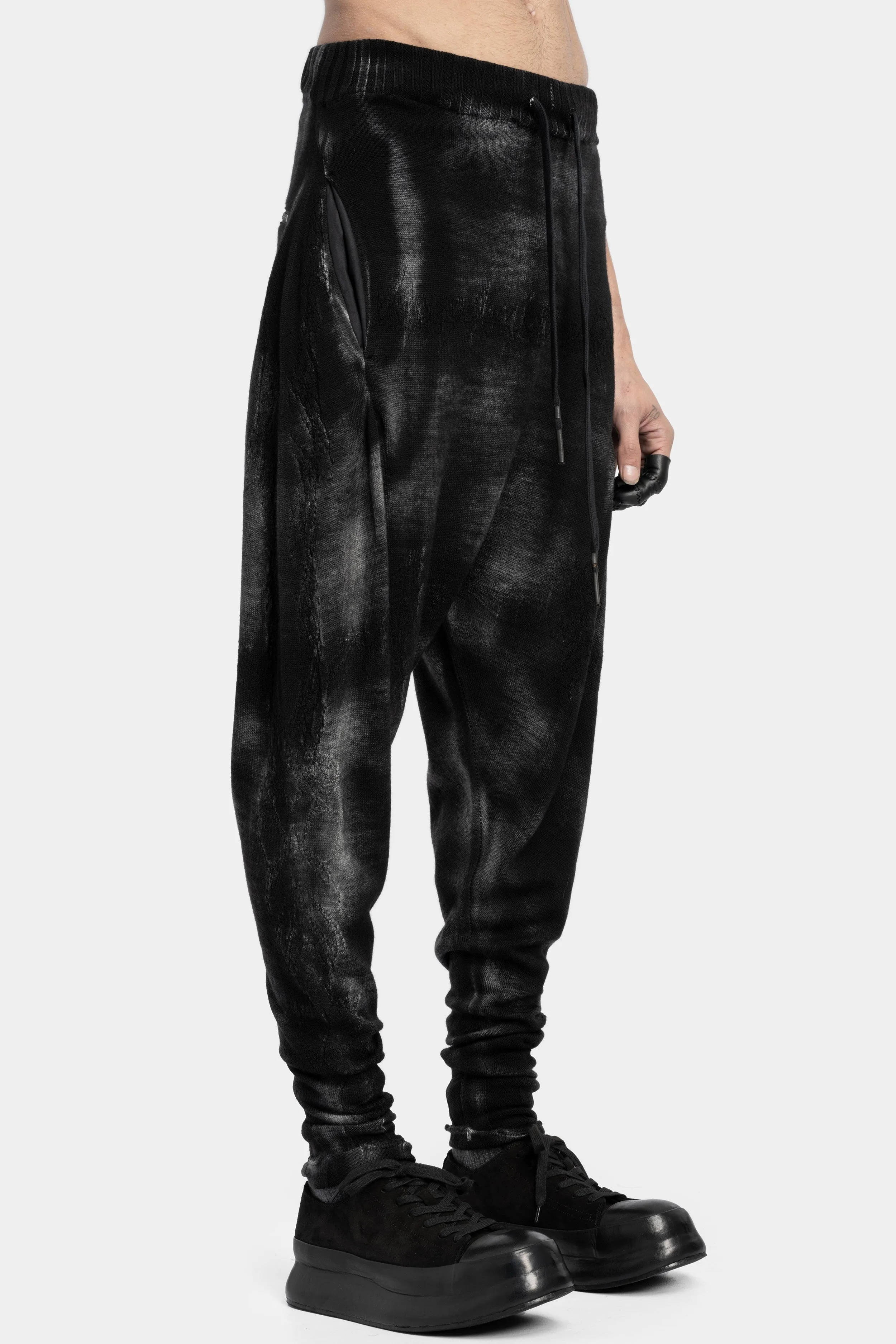 Relaxed drop crotch knit pants, Black spray