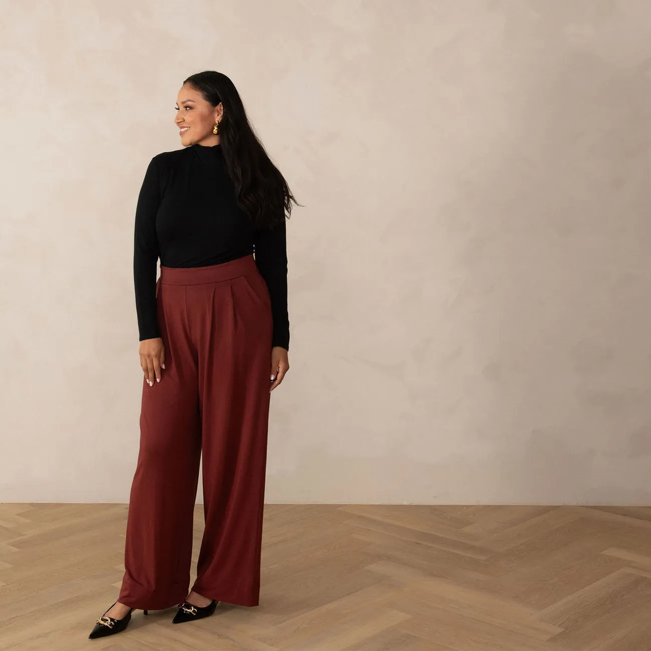 Sample Sale: The Comfy Wide Leg Pant