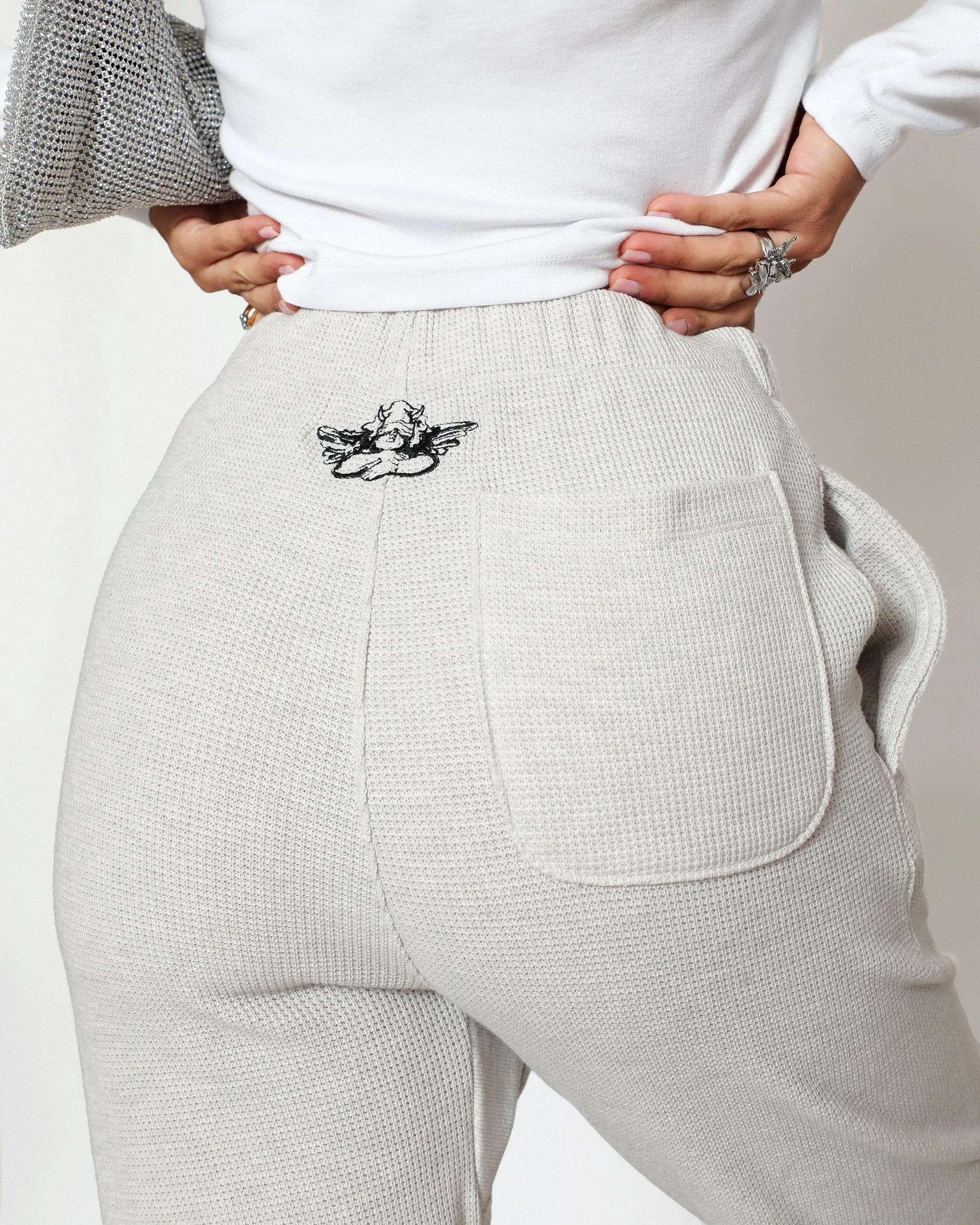 Smitten Mac Slim Sweatpants