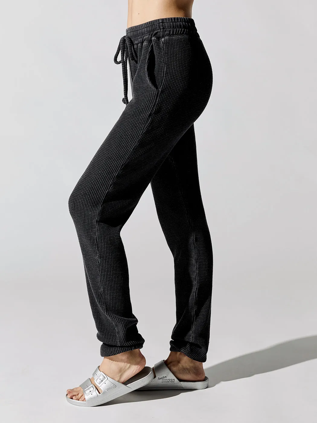 Weekend Sweatpant - Washed Black